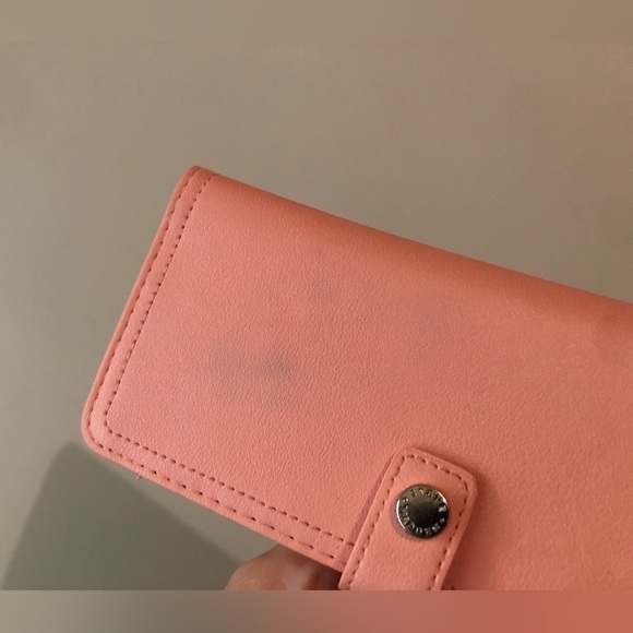 Steve Madden Pink Wallet - Picture 5 of 5